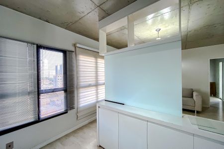 Apartamento à venda com 70m², 2 quartos e 1 vaga Apartamento à venda com 70m², 2 quartos e 1 vagaSala