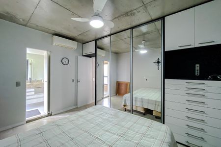 Apartamento à venda com 70m², 2 quartos e 1 vaga Apartamento à venda com 70m², 2 quartos e 1 vagaSuíte