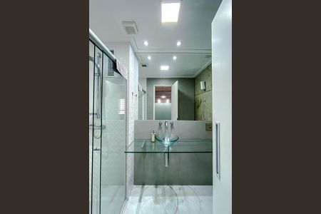 Apartamento à venda com 70m², 2 quartos e 1 vaga Apartamento à venda com 70m², 2 quartos e 1 vagaBanheiro