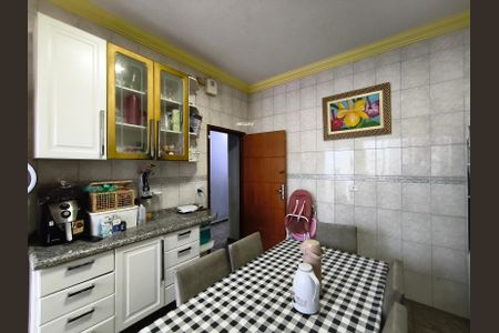 Casa à venda com 290m², 3 quartos e sem vagaCozinha