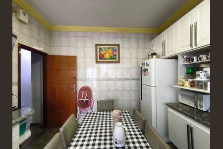 Casa à venda com 290m², 3 quartos e sem vagaCozinha