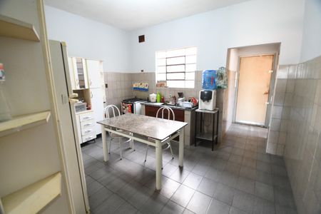 Casa à venda com 400m², 5 quartos e 2 vagasCasa 2 - Cozinha