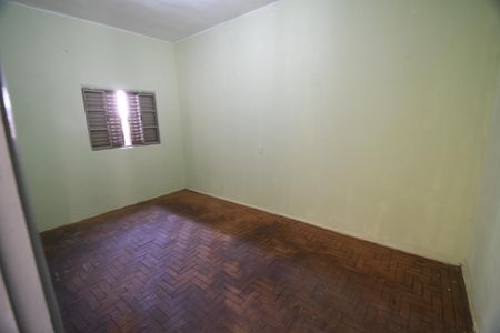 Casa à venda com 400m², 5 quartos e 2 vagasQuarto 2