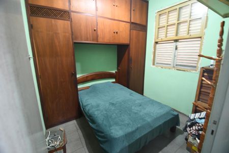 Casa à venda com 400m², 5 quartos e 2 vagasCasa 2 - Quarto 1