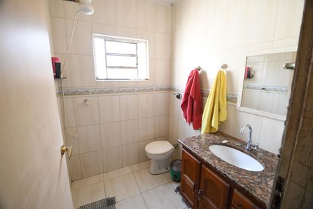Casa à venda com 400m², 5 quartos e 2 vagasCasa 2 - Banheiro