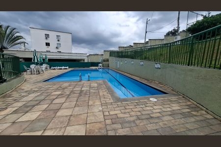 Apartamento para alugar com 50m², 2 quartos e 1 vagaÁrea comum - Piscina