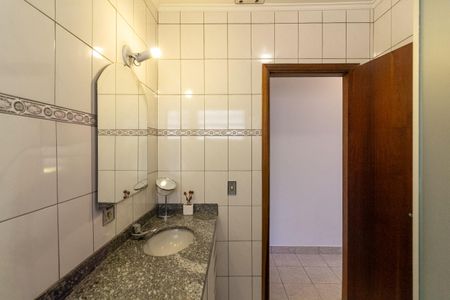 Casa à venda com 155m², 2 quartos e 3 vagasBanheiro Social