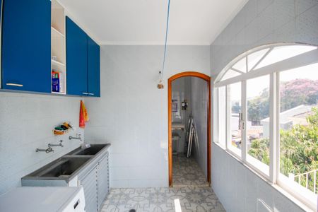 Casa à venda com 390m², 4 quartos e 4 vagas Casa à venda com 390m², 4 quartos e 4 vagasÁrea de Serviço