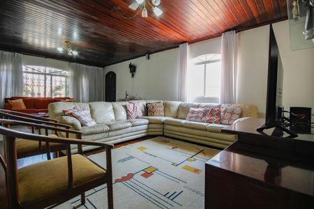 Sala de casa para alugar com 4 quartos, 390m² em Piqueri, São Paulo