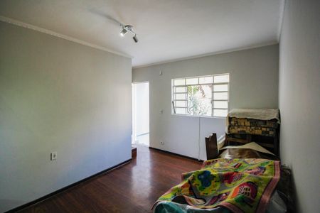 Casa à venda com 390m², 4 quartos e 4 vagas Casa à venda com 390m², 4 quartos e 4 vagasSala da Edícula