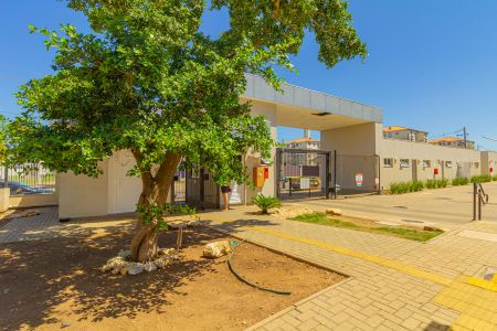 Apartamento à venda com 52m², 2 quartos e 1 vagaFachada e Portaria