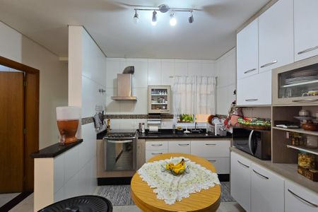 Apartamento à venda com 105m², 2 quartos e 2 vagas Apartamento à venda com 105m², 2 quartos e 2 vagasCozinha