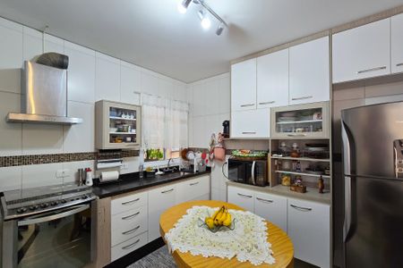 Apartamento à venda com 105m², 2 quartos e 2 vagas Apartamento à venda com 105m², 2 quartos e 2 vagasCozinha