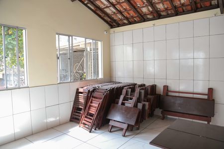 Apartamento à venda com 48m², 2 quartos e 1 vaga Apartamento à venda com 48m², 2 quartos e 1 vagaÁrea comum - Salão de festas