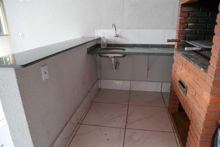 Apartamento à venda com 48m², 2 quartos e 1 vaga Apartamento à venda com 48m², 2 quartos e 1 vagaÁrea comum - Salão de festas