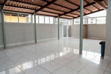 Apartamento à venda com 48m², 2 quartos e 1 vaga Apartamento à venda com 48m², 2 quartos e 1 vagaÁrea comum - Salão de festas