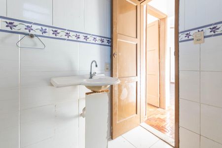 Apartamento à venda com 65m², 2 quartos e sem vagaBanheiro