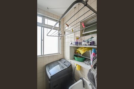 Apartamento à venda com 67m², 3 quartos e 1 vagaÁrea de Serviço