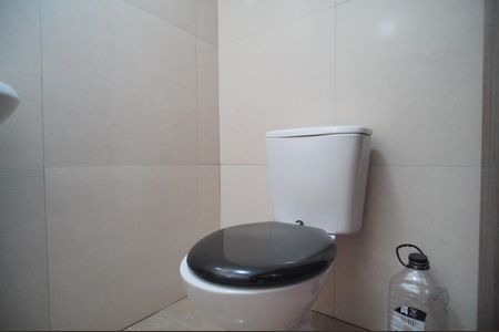 Casa de condomínio à venda com 100m², 2 quartos e 1 vagaLavabo