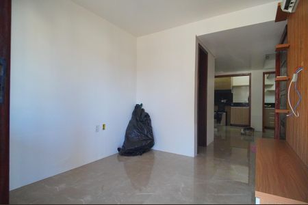 Sala de casa de condomínio à venda com 2 quartos, 100m² em Boa Vista, Novo Hamburgo