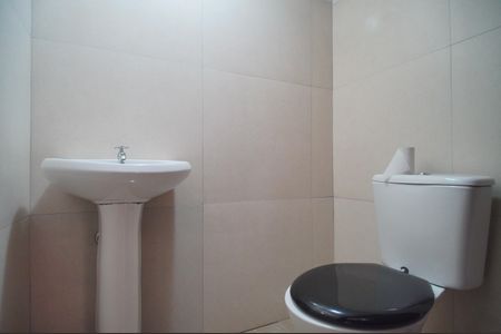 Casa de condomínio à venda com 100m², 2 quartos e 1 vagaLavabo