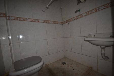 Casa para alugar com 55m², 1 quarto e sem vagaBanheiro