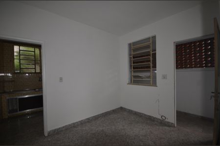 Sala de casa para alugar com 1 quarto, 55m² em Campo Grande, Rio de Janeiro