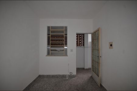 Sala de casa para alugar com 1 quarto, 55m² em Campo Grande, Rio de Janeiro