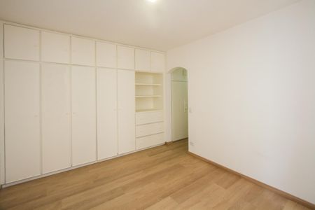 Apartamento à venda com 167m², 3 quartos e 2 vagasSuíte 