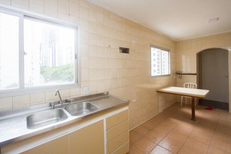 Apartamento à venda com 167m², 3 quartos e 2 vagasCozinha