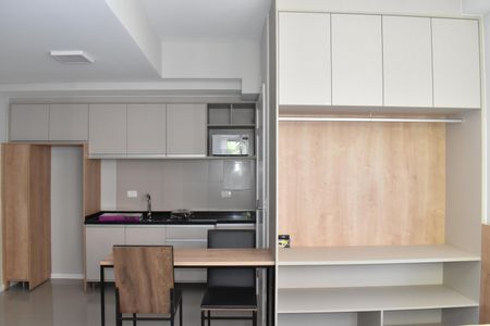 Studio de kitnet/studio para alugar com 1 quarto, 24m² em Centro, Curitiba