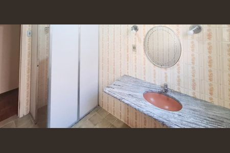 Apartamento para alugar com 149m², 4 quartos e 1 vagaBanheiro 