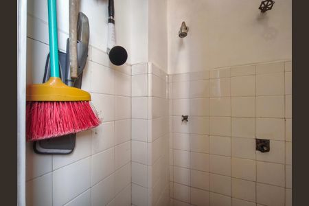 Apartamento à venda com 73m², 2 quartos e 1 vagaBanheiro de serviço