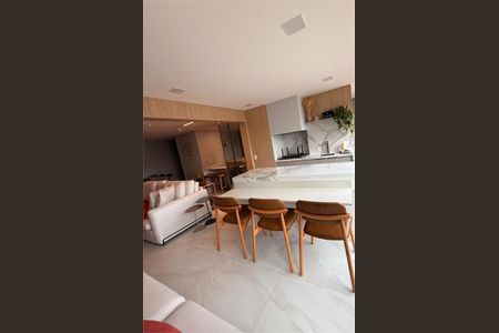Apartamento à venda com 119m², 3 quartos e 2 vagas