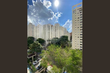 Apartamento à venda com 2 quartos, 55m² em Vila Uberabinha, São Paulo