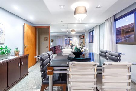 Apartamento à venda com 4 quartos, 220m² em Jardim da Saúde, São Paulo