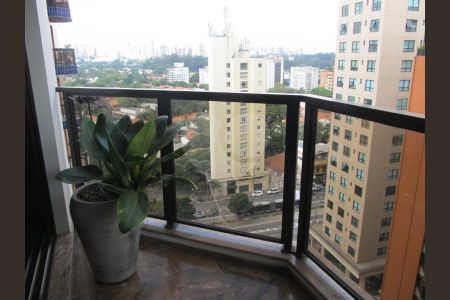 Apartamento à venda com 245m², 4 quartos e 3 vagas