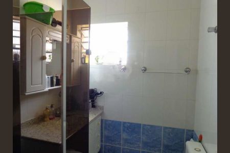 Casa à venda com 3 quartos, 180m² em Vila Santo Estefano, São Paulo