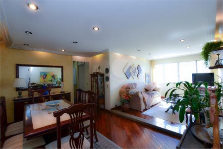 Apartamento à venda com 3 quartos, 103m² em Vila Olímpia, São Paulo