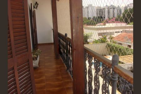 Casa à venda com 325m², 3 quartos e 3 vagas