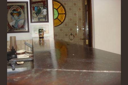 Casa à venda com 325m², 3 quartos e 3 vagas