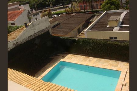 Casa à venda com 325m², 3 quartos e 3 vagas