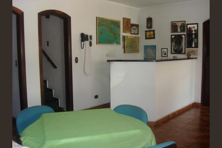 Casa à venda com 325m², 3 quartos e 3 vagas