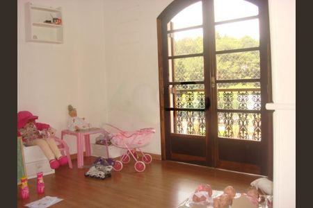 Casa à venda com 325m², 3 quartos e 3 vagas