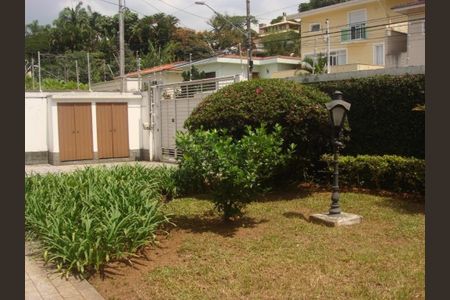 Casa à venda com 325m², 3 quartos e 3 vagas