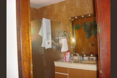 Casa à venda com 325m², 3 quartos e 3 vagas