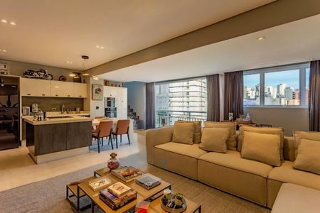 Apartamento à venda com 2 quartos, 220m² em Moema, São Paulo