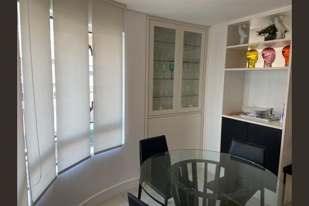 Apartamento à venda com 2 quartos, 118m² em Jardim Paulista, São Paulo