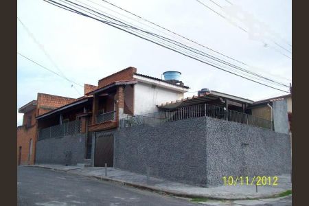 Casa à venda com 3 quartos, 140m² em Jardim Bela Vista (Zona Norte), São Paulo