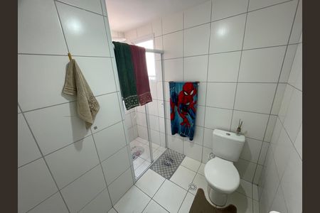 Banheiro de apartamento para alugar com 2 quartos, 47m² em Vila Alzira, Guarulhos